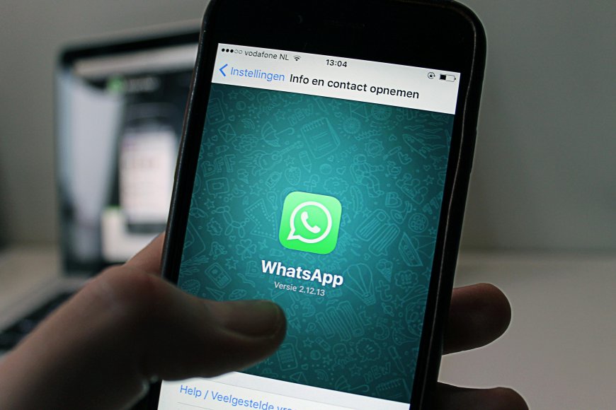 How to Sell Imported Products on WhatsApp (Even Without a Shop)